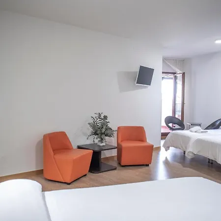 Hotel Montanes 3*