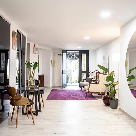 Hotel Montanes 3*