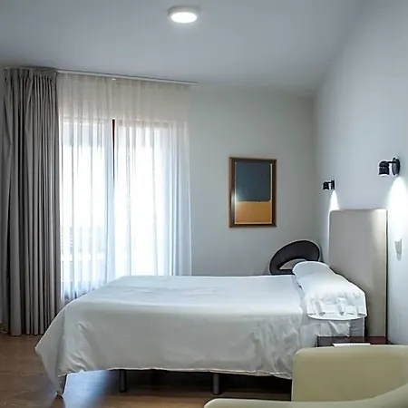 Montanes Hotel Suances