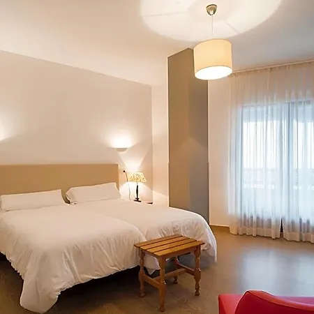 Montanes Hotel