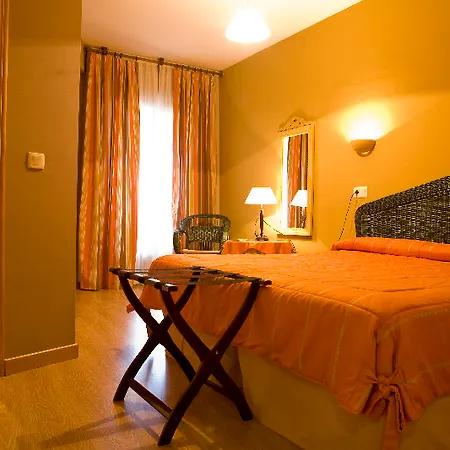 Montanes 3* スアンセス