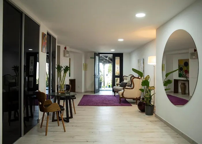 Montanes 3* סואנסס