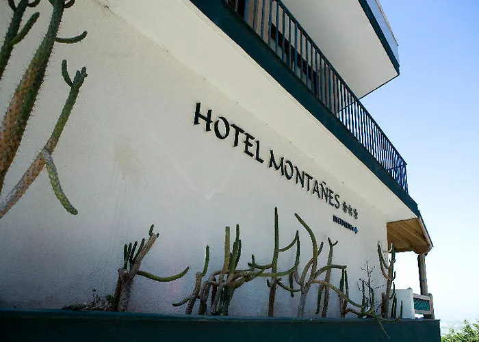 Montanes Hotel 3*